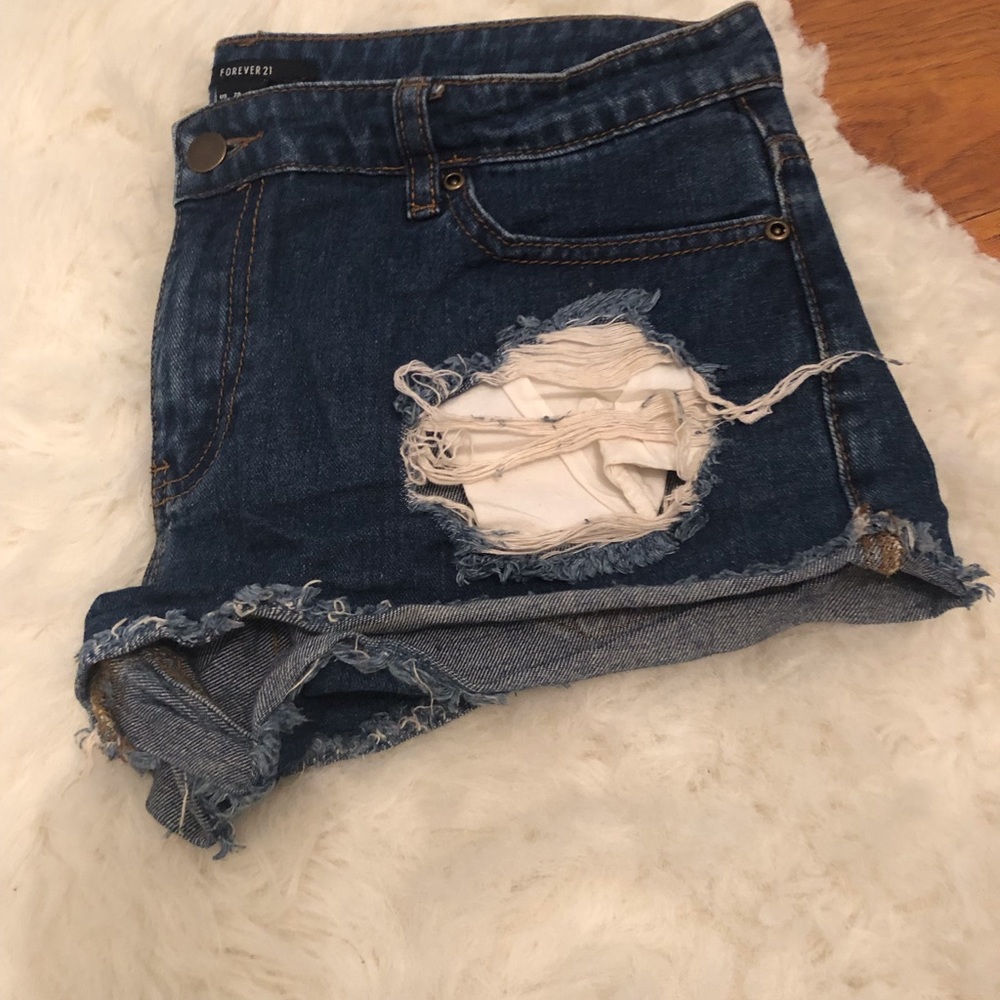 Forever 21 Low Rise Jean Shorts SZ 29